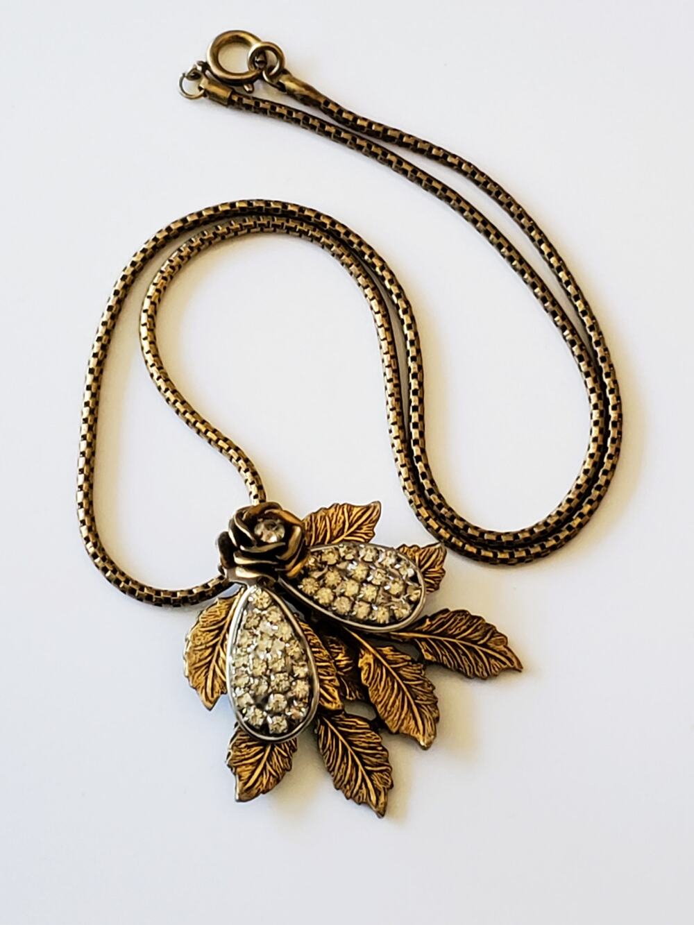 Vintage Floral Rhinestone Gold Tone Necklace
